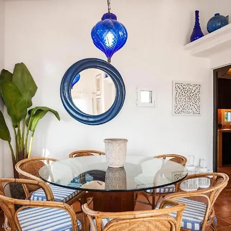 Bini Sek Villa