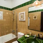 Bini Sek Villa